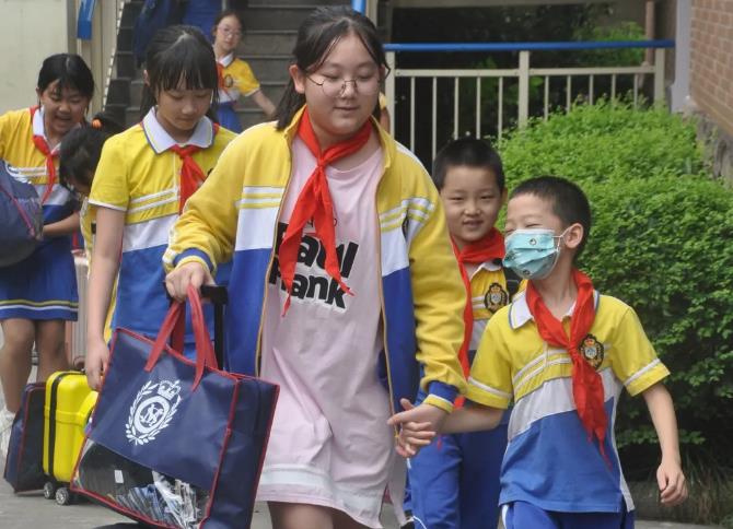 中国部·小学 | 温暖行 ，最美的风景！